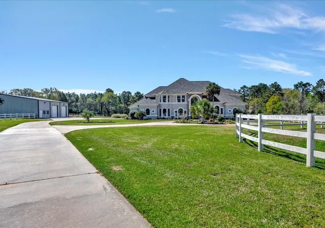 2nd image of 8206 E East State Hwy 103, Lufkin, TX 75901 | MLS# 66290721