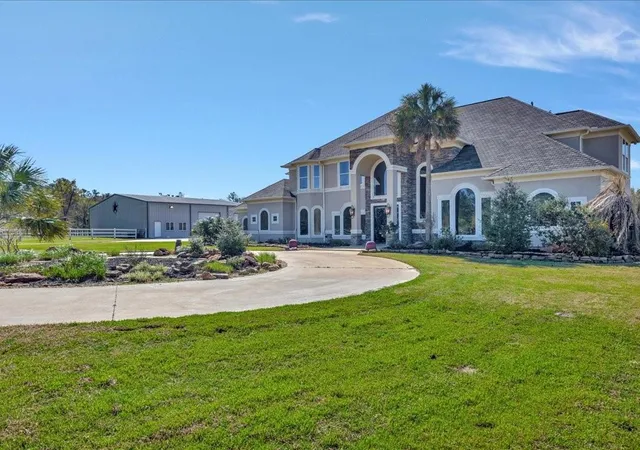 3rd image of 8206 E East State Hwy 103, Lufkin, TX 75901 | MLS# 66290721