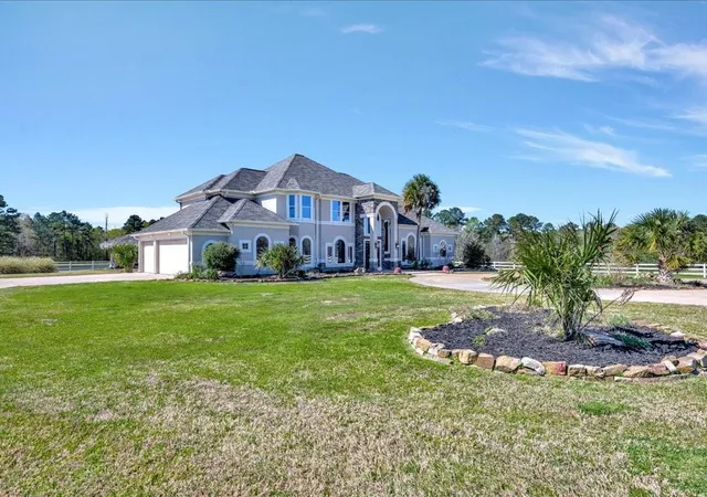 4th image of 8206 E East State Hwy 103, Lufkin, TX 75901 | MLS# 66290721