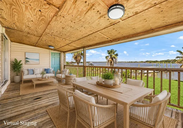 2nd image of 8805 Harbour Dr, Dickinson, TX 77539 | MLS# 9705955
