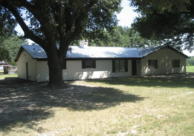 Photo 1 of Single family home for sale at 627 Fm 2423, Grapeland, TX 75844 | MLS# 14666793 | Listing updated on 2026-08-26