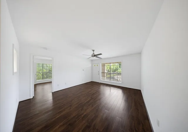 5th image of 1311 Antoine Dr, Houston, TX 77055