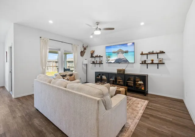 Photo 3 of Single family home for sale at 600 San Jacinto Trl, Dayton, TX 77535 | MLS# 63420300 | Listing updated on 2026-10-01