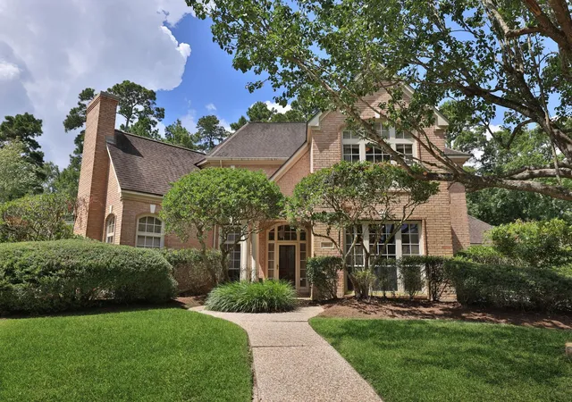 Photo 3 of Single family home for sale at 1619 Lofty Maple Trl, Kingwood, TX 77345 | MLS# 13648287 | Listing updated on 2026-09-16