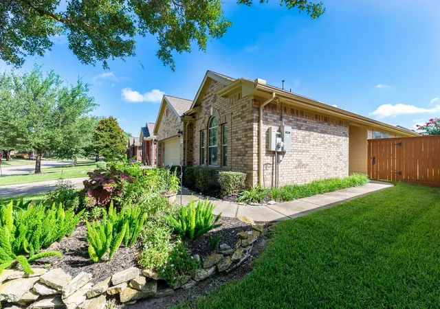 Homes for sale in Katy, TX | 5327 Thorngate Ct, Katy, TX 77494 | MLS# 25528022