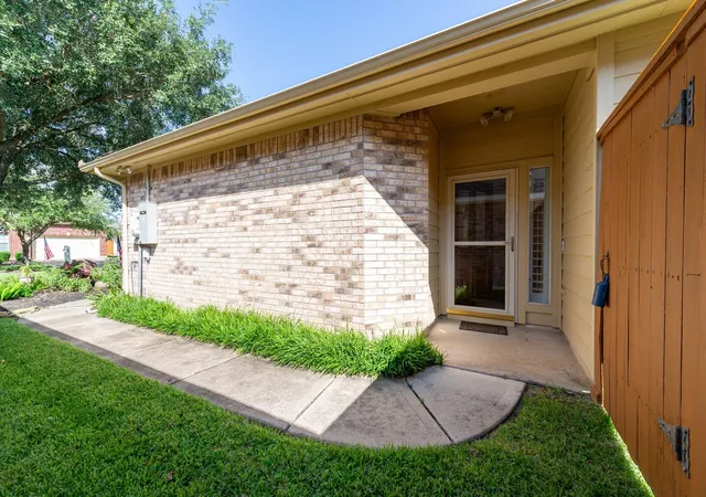 Homes for sale in Katy, TX | 5327 Thorngate Ct, Katy, TX 77494 | MLS# 25528022