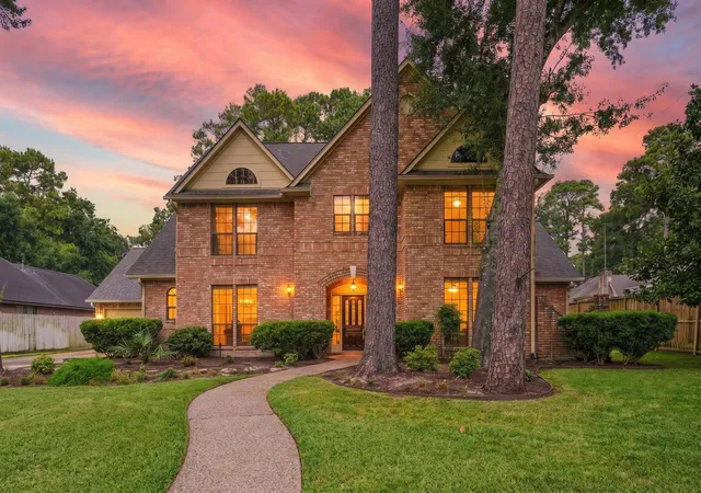 Photo 1 of Sale Pending at 5202 Marble Gate Ln, Houston, TX 77069 | MLS# 77097759 | Listing updated on 2026-09-14