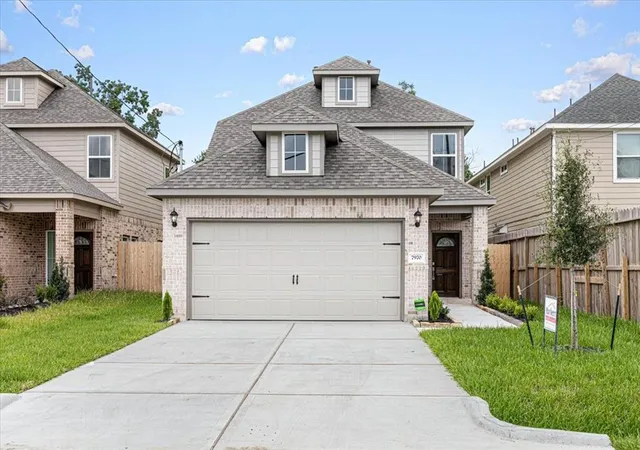 1st image of 7970 Fowlie St, Houston, TX 77028 | MLS# 82917229