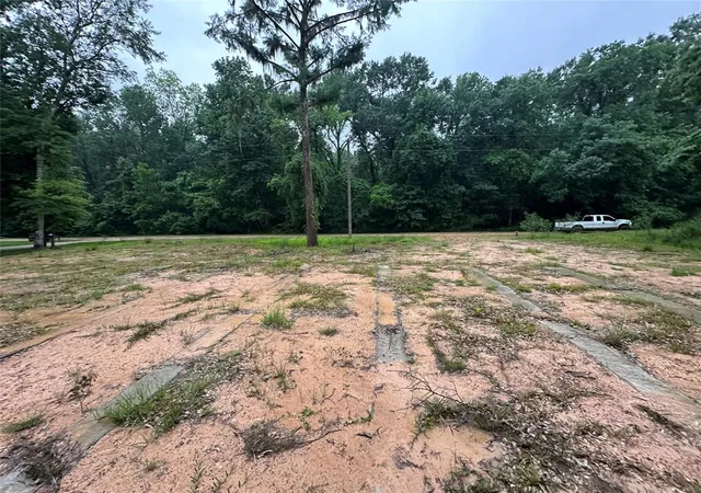 Photo 3 of Land for sale at 454 Lakeview Dr, Cleveland, TX 77327 | MLS# 97613842 | Listing updated on 2026-04-24