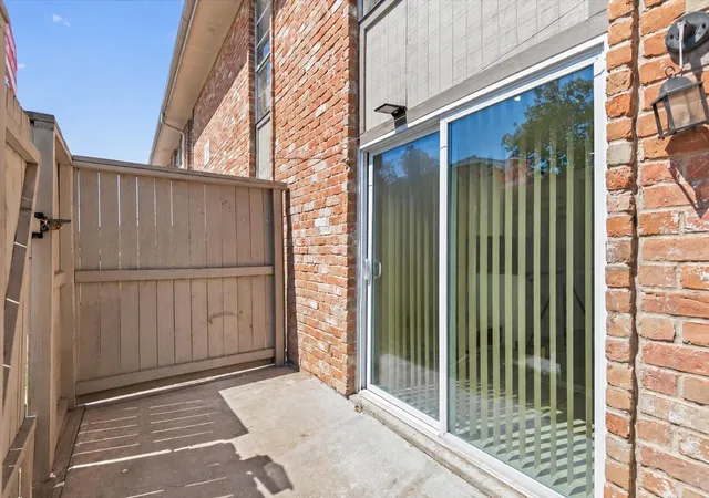 17th image of 9616 Long Point Rd #63, Houston, TX 77055 | MLS# 57020528