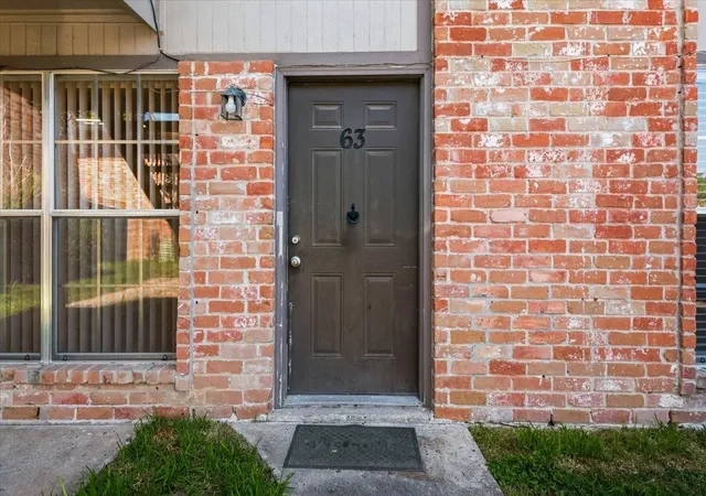 1st image of 9616 Long Point Rd #63, Houston, TX 77055 | MLS# 57020528