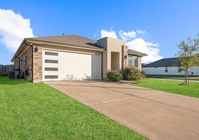 Photo 1 of Single family home for sale at 7435 Teton Crk Tr, Richmond, TX 77407 | MLS# 41395461 | Listing updated on 2026-10-06
