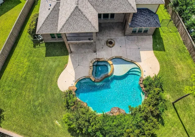 2nd image of 6 Freestone Stream Pl, Spring, TX 77389 | MLS# 30953268