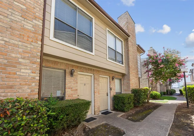 Townhouse for sale at 2100 Wilcrest Dr #130, Houston, TX 77042 | MLS# 41319676