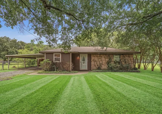 1st image of 2655 Holton Rd, Beaumont, TX 77707 | MLS# 53746894