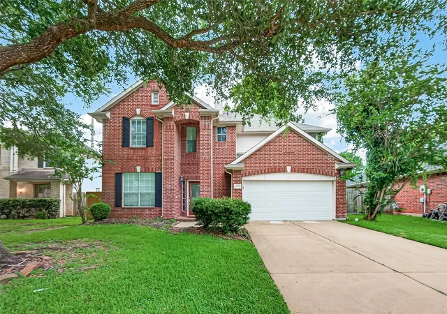 Photo 1 of Single family home for sale at 2638 Riverhollow Ln, Sugar Land, TX 77479 | MLS# 46475282 | Listing updated on 2026-09-24