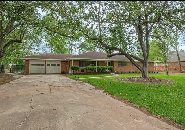 Photo 1 of Single family home for sale at 9825 Radio Rd, Houston, TX 77075 | MLS# 83535593 | Listing updated on 2026-03-23