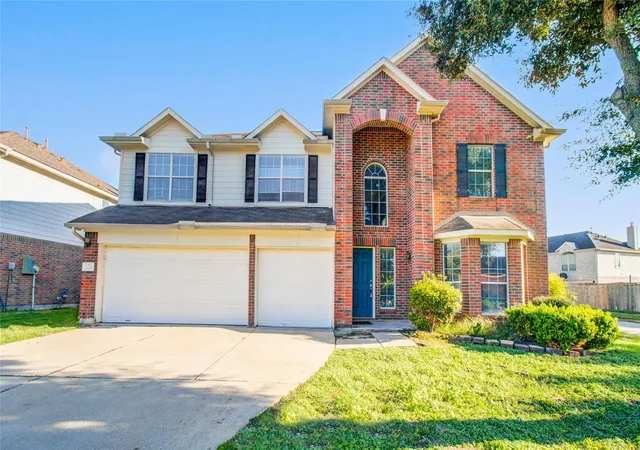 Photo 2 of Single family home for sale at 1448 W April Rain Ct, Missouri City, TX 77489 | MLS# 78142180 | Listing updated on 2026-03-22
