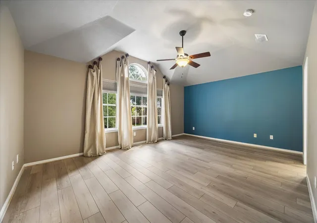 4th image of 4231 Rocky Bend Dr, Sugar Land, TX 77479 | MLS# 45086359