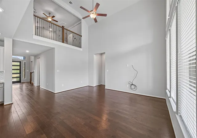 Photo 3 of Sale Pending at 17323 Grand Cyn Rd, Conroe, TX 77302 | MLS# 33729565 | Listing updated on 2026-09-18
