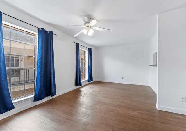5th image of 14333 Memorial Dr #95, Houston, TX 77079 | MLS# 62813628