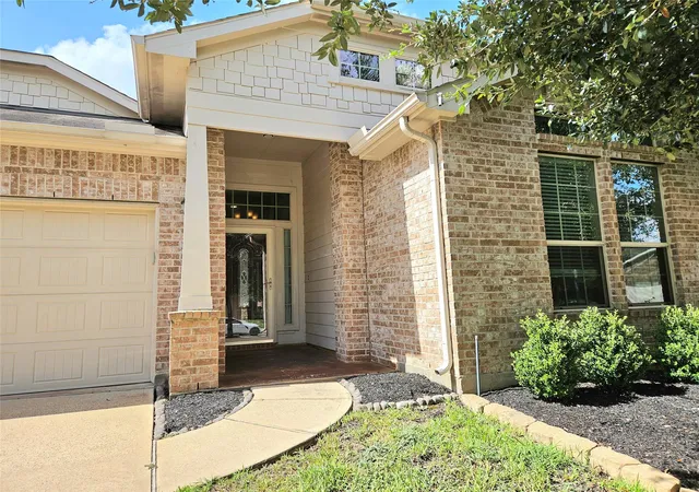 Photo 2 of Single family home for sale at 8939 Alcina Dr, Tomball, TX 77375 | MLS# 92236700 | Listing updated on 2026-09-05