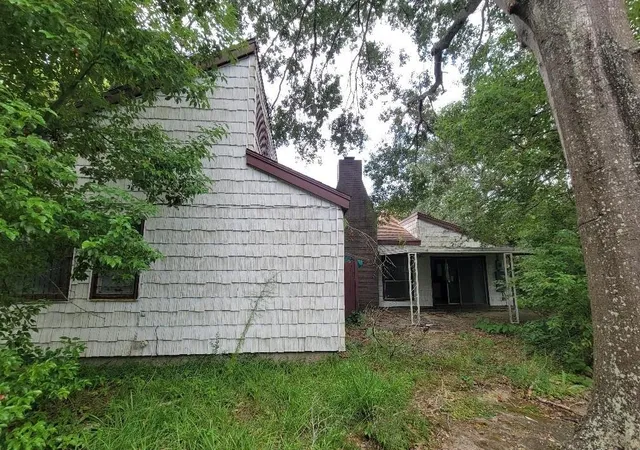 Photo 3 of Single family home for sale at 8420 Plantation Dr, Texas City, TX 77591 | MLS# 55644443 | Listing updated on 2026-10-10