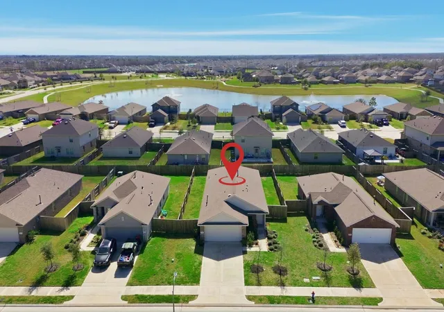 Homes for sale in Rosharon, TX | 14502 Woodcott Warren Wy, Rosharon, TX 77583 | MLS# 93423268