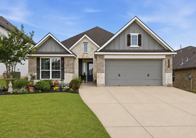 1st image of 915 Farm Path, Brenham, TX 77833 | MLS# 42361014