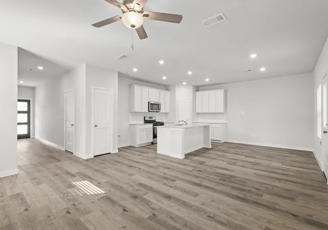 4th image of 26211 Venus Trap Trl, Katy, TX 77493 | MLS# 83845594