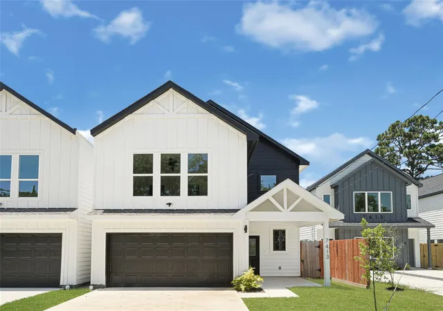 Photo 3 of Single family home for sale at 7411 Charlie St, Houston, TX 77088 | MLS# 3555167 | Listing updated on 2026-09-13