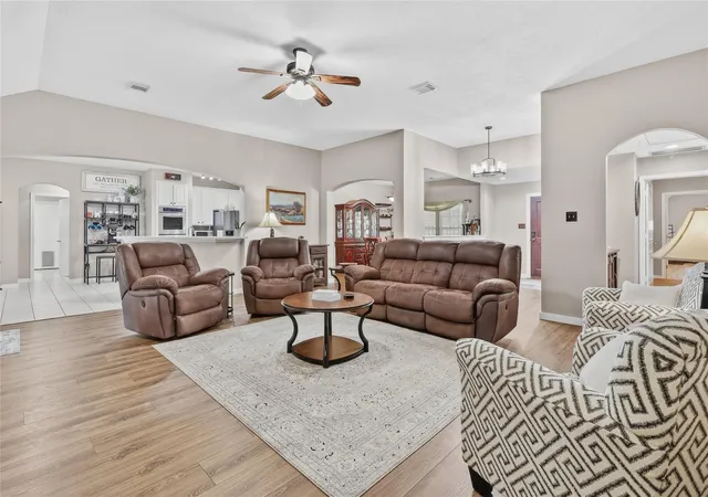 5th image of 20003 Country Lake Dr N, Magnolia, TX 77355 | MLS# 41097975