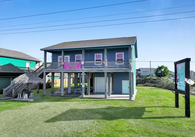 Homes for sale in Crystal Beach, TX | 2570 Hwy 87, Crystal Beach, TX 77650 | MLS# 63746142