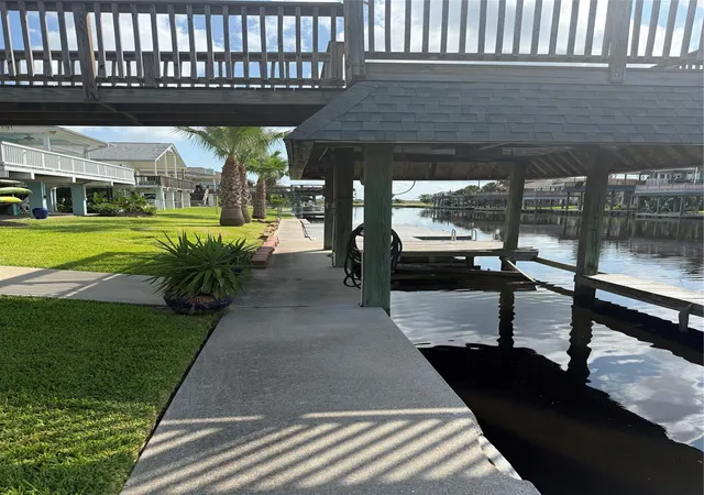 Photo 3 of Sale Pending at 1075 Redfish St, Hitchcock, TX 77563 | MLS# 55378018 | Listing updated on 2026-09-03