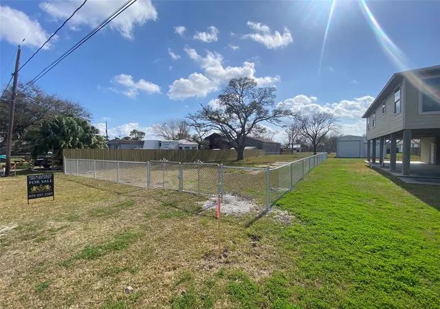 2nd image of 2409 Avenue A, Dickinson, TX 77539 | MLS# 19184749