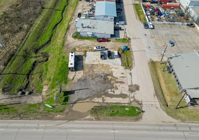2nd image of 14915 Fm 2100 Rd, Crosby, TX 77532 | MLS# 45057305