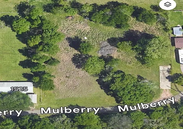 2nd image of 1533 S Cherry St, Tomball, TX 77375 | MLS# 24900985