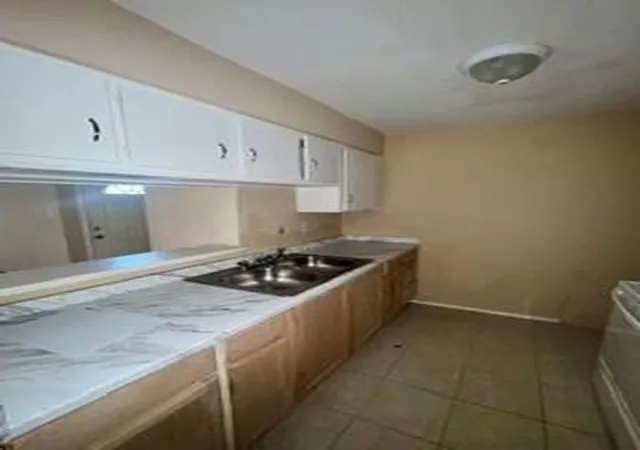Photo 3 of Condo for sale at 7200 Clarewood Dr #6, Houston, TX 77036 | MLS# 46999110 | Listing updated on 2026-08-08