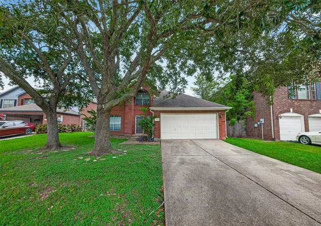 Photo 3 of Single family home for sale at 5715 Black Cyn Ct, Sugar Land, TX 77479 | MLS# 29088581 | Listing updated on 2026-08-27