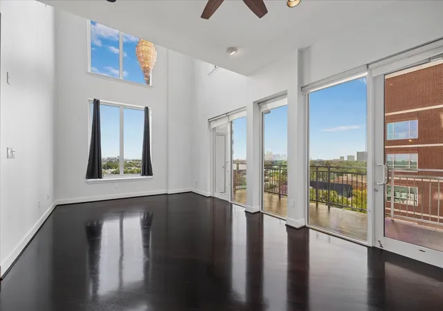 2nd image of 2520 Robinhood St #807, Houston, TX 77005 | MLS# 38424098