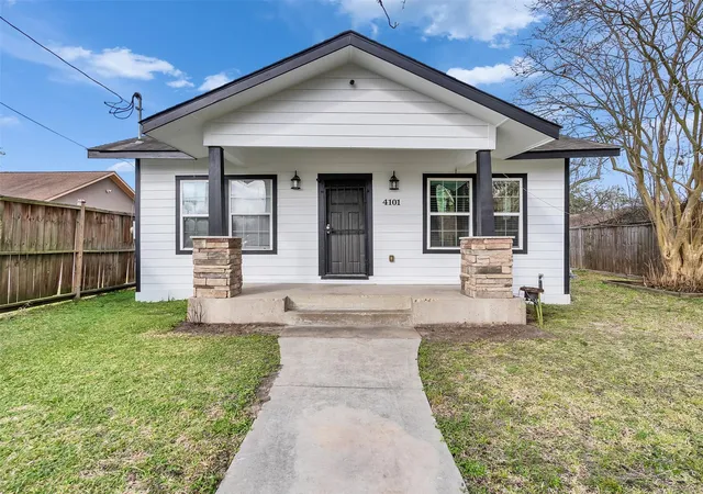 1st image of 4101 Falls St, Houston, TX 77026 | MLS# 5804295
