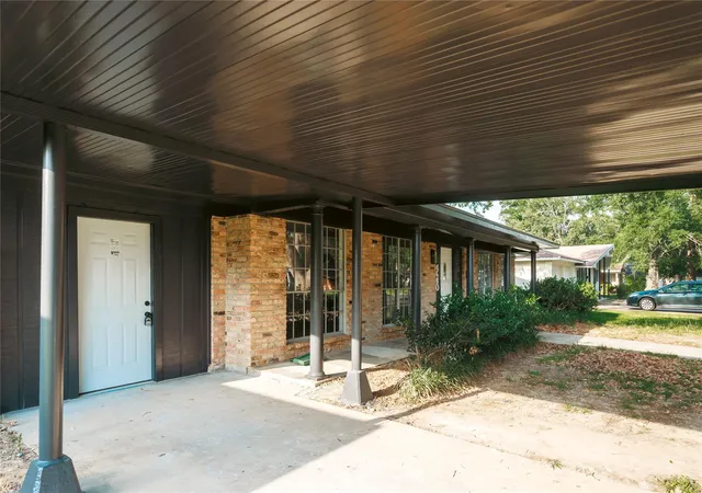 Homes for sale in Beaumont, TX | 4640 Fieldwood Ln, Beaumont, TX 77706 | MLS# 75691421