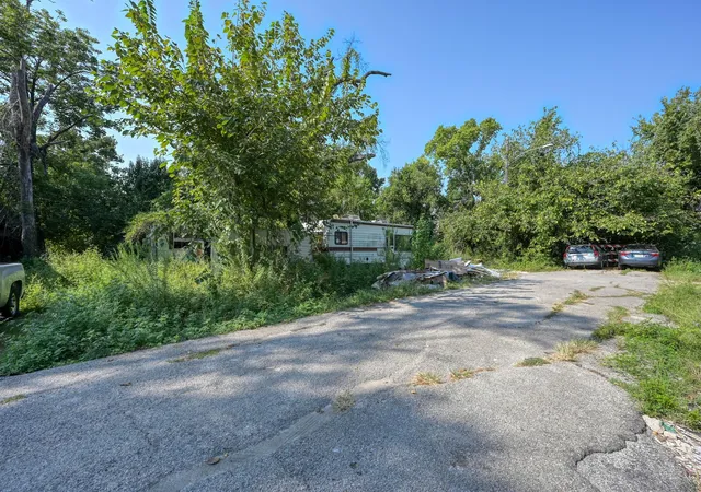 1st image of 7204 Tilgham St, Houston, TX 77020 | MLS# 43878440