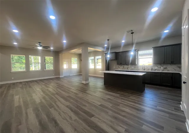 4th image of 28807 Champion Oaks Dr, Magnolia, TX 77354 | MLS# 85588555