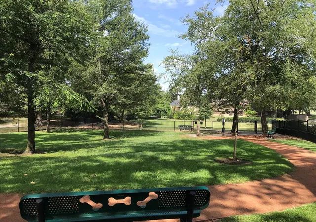 Photo 3 of Sale Pending at 12115 Hawthorne Dr, Montgomery, TX 77356 | MLS# 85230232 | Listing updated on 2026-08-27
