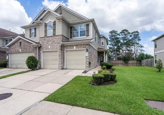 Homes for sale in Tomball, TX | 16028 Limestone Lake Dr, Tomball, TX 77377 | MLS# 34615297