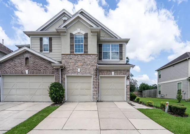 Homes for sale in Tomball, TX | 16028 Limestone Lake Dr, Tomball, TX 77377 | MLS# 34615297