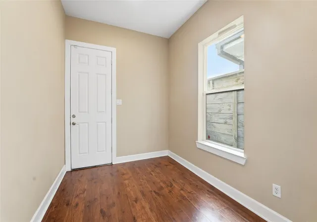 Photo 3 of Single family home for sale at 2206 Holman St, Houston, TX 77004 | MLS# 13207546 | Listing updated on 2026-07-28