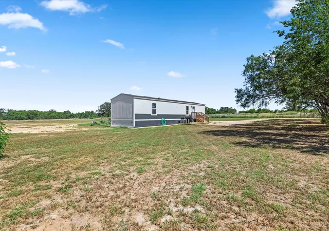 Photo 3 of Single family home for sale at 3131 Sandy Elm Rd, La Vernia, TX 78121 | MLS# 57849322 | Listing updated on 2026-09-05
