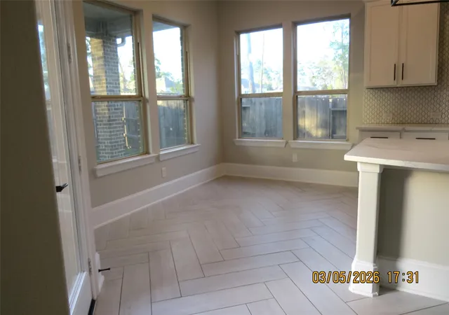 4th image of 16907 Burke Lake Ln, Houston, TX 77044 | MLS# 77791529